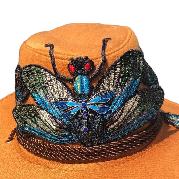 Dragonfly Hat Embellished Fedora Y2K Boho Whimsical Apricot Color NEW - Picture 2 of 7